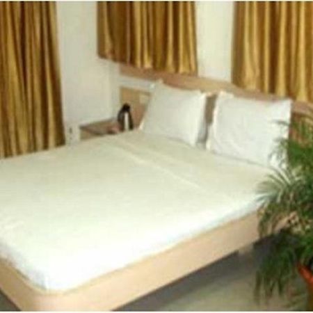 Sana Heritage Inn Private Limited Хайдарабад Номер фото